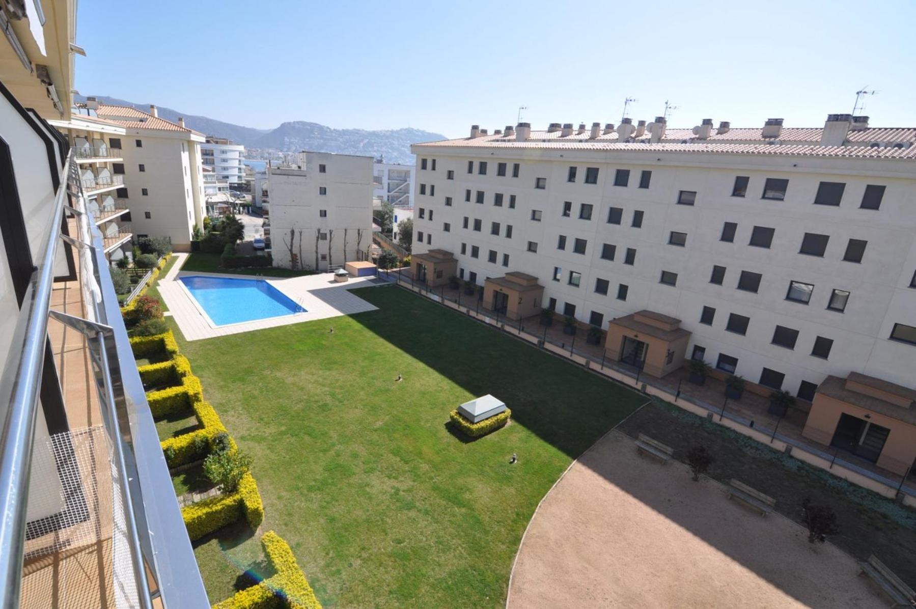 Roses Confort Beach Ev Milleni Exterior photo